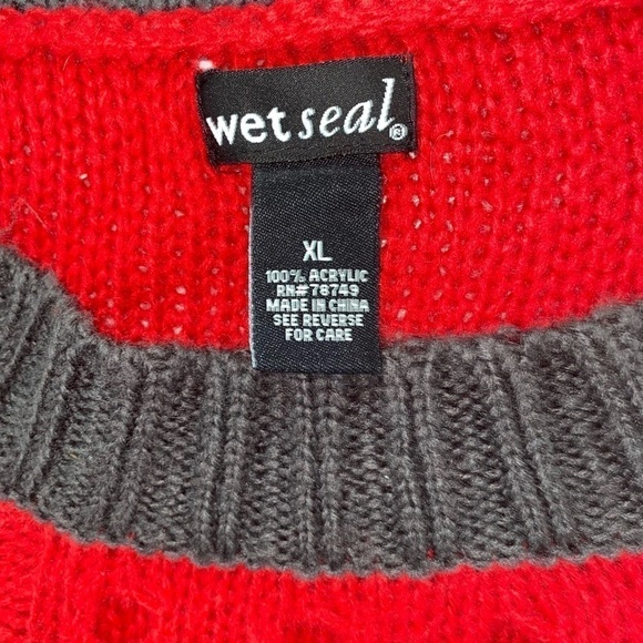 Women’s Sweater Striped Red and Gray Crewneck Size XL in EUC Super Cute Fit - Picture 7 of 7